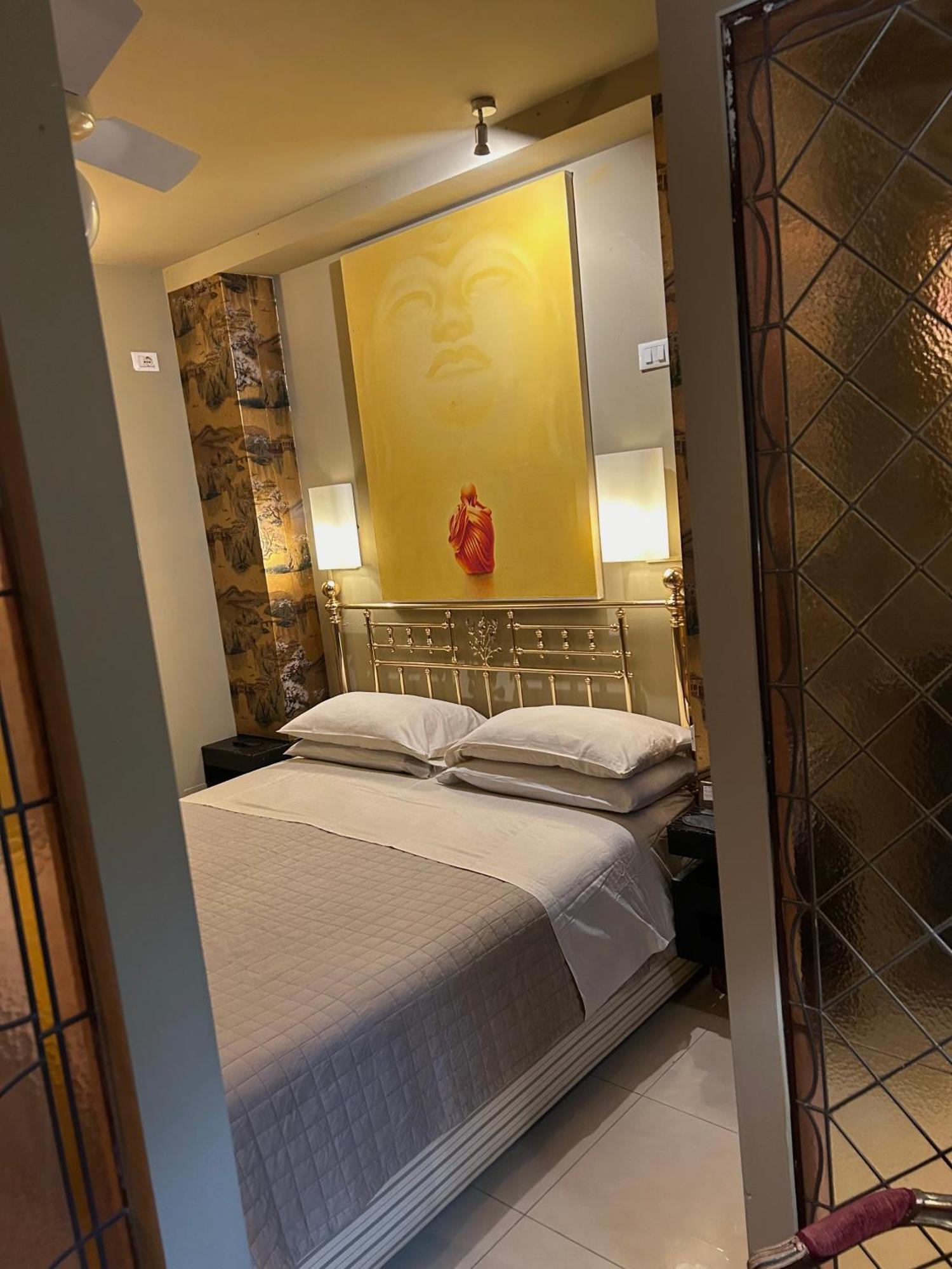 Lu Guest house *
